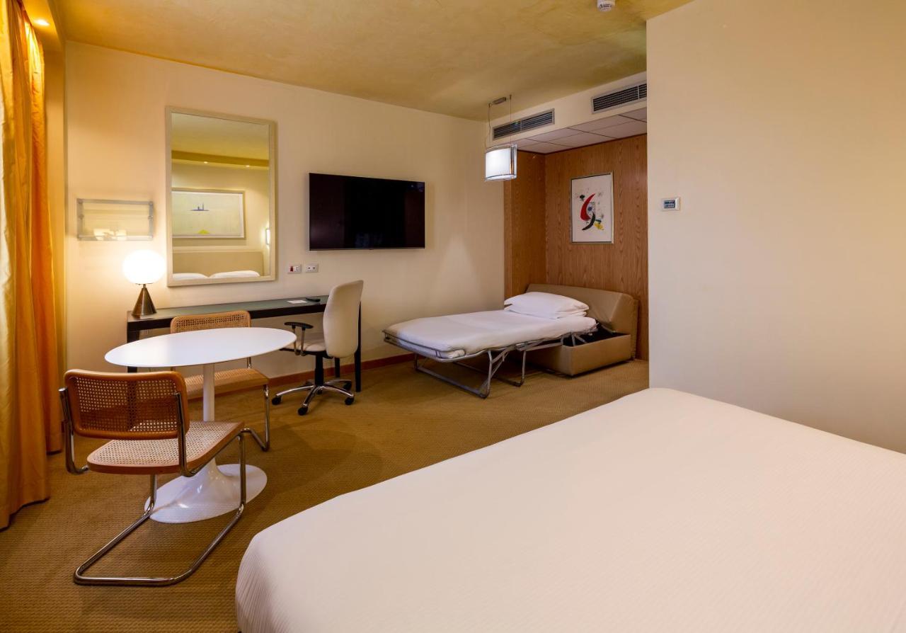 Crowne Plaza By Ihg 4*