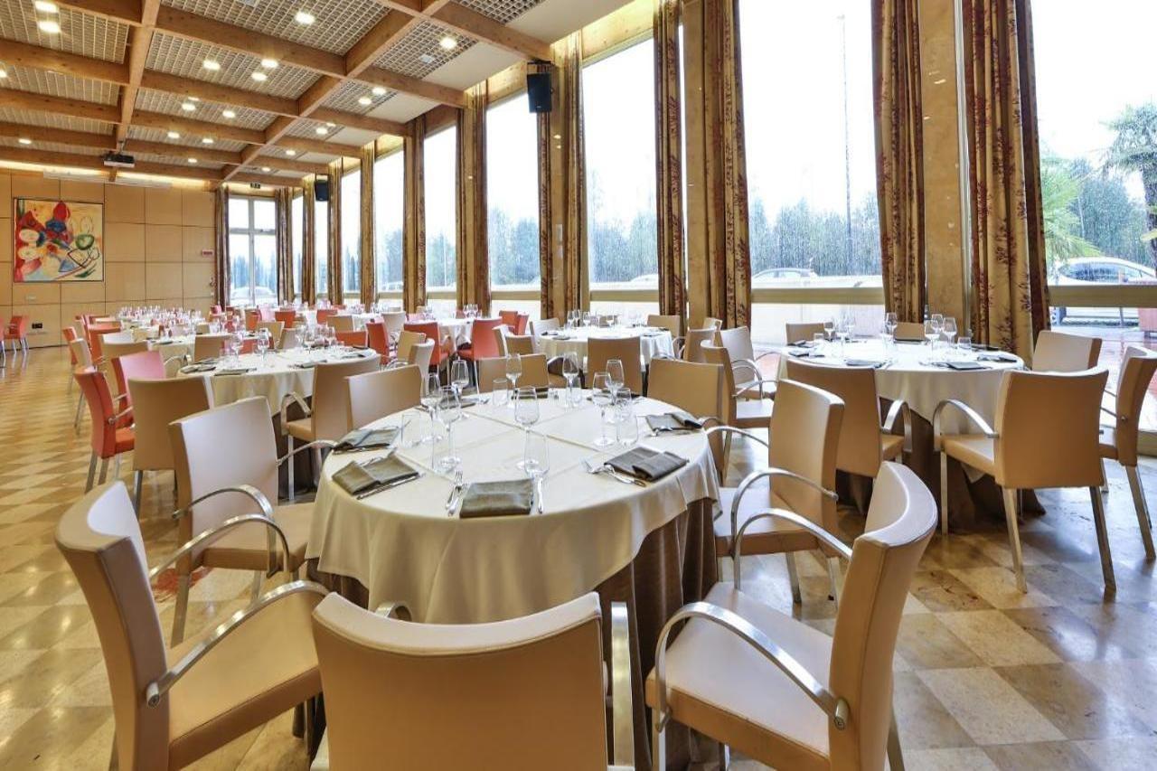 Crowne Plaza By Ihg 4*