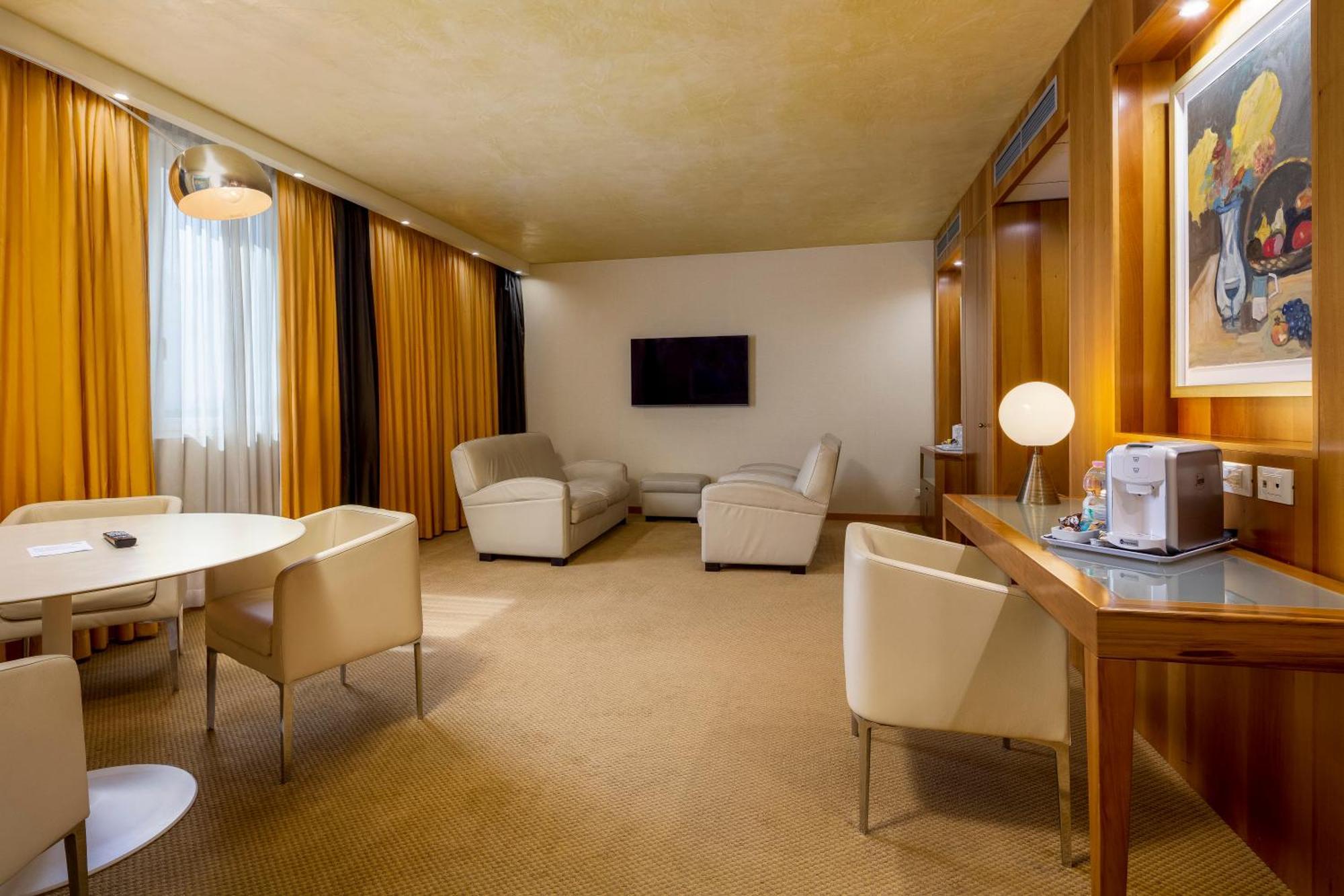 Hotel Crowne Plaza By Ihg